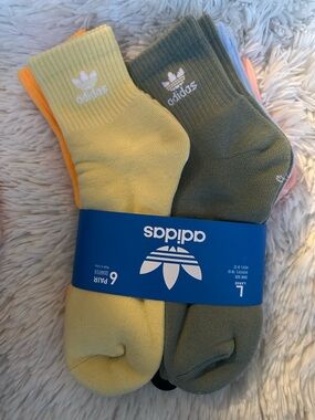 New adidas Crew Socks 6-Pack in multi-color mix size large